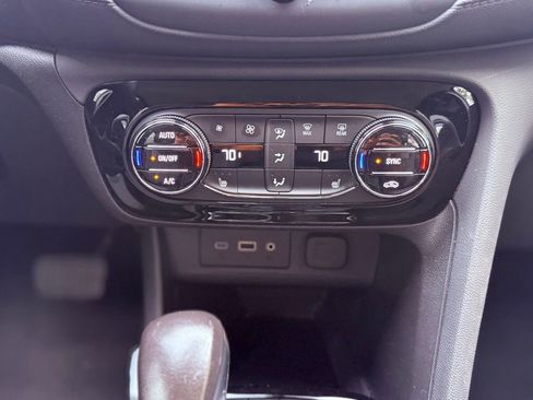 Used 2023 Buick Encore GX Select FWD image 14