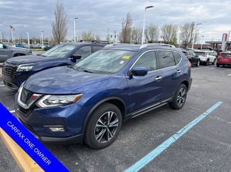 Used 2017 Nissan Rogue SL w/ SL Premium Package video 2
