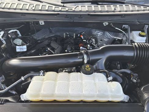 Used 2025 Ford Expedition Platinum AWD/4WD image 49