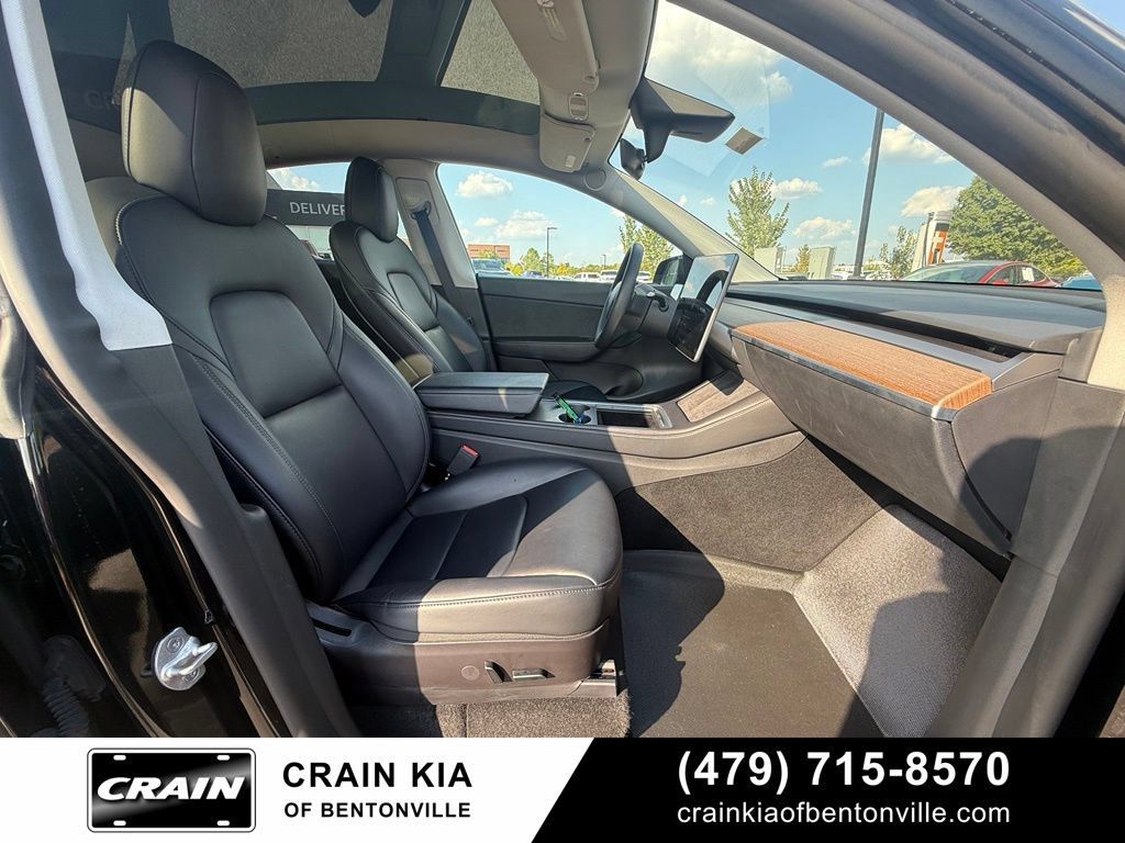Used 2022 Tesla Model Y Performance AWD/4WD image 29