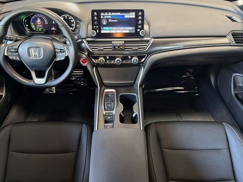 Used 2022 Honda Accord Sport image 3