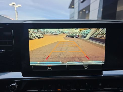 Used 2024 GMC Sierra 1500 Elevation image 22