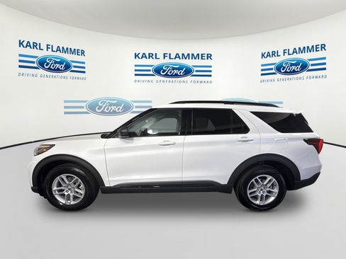 New 2026 Ford Explorer Active RWD image 5