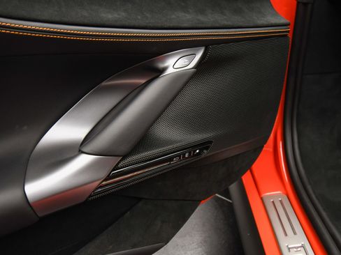 Used 2025 Ferrari SF90 Spider image 50