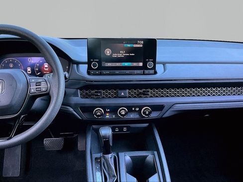 Used 2023 Honda Accord LX image 9