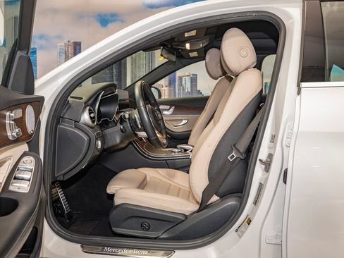 Used 2021 Mercedes-Benz C 300 4MATIC Sedan image 20