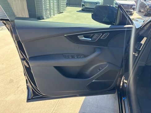 New 2026 Audi Q8 Premium Plus image 10