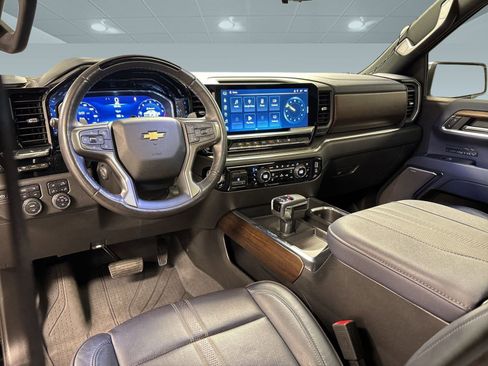 Used 2023 Chevrolet Silverado 1500 High Country image 28