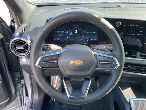 New 2026 Chevrolet Equinox LT FWD image 13
