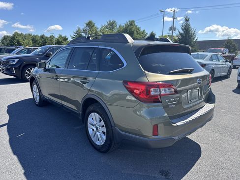 Used 2016 Subaru Outback 2.5i Premium AWD/4WD image 27