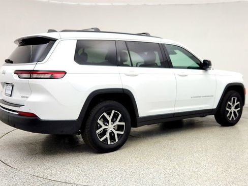 Used 2025 Jeep Grand Cherokee L Limited w/ Luxury Tech Group II AWD/4WD image 5