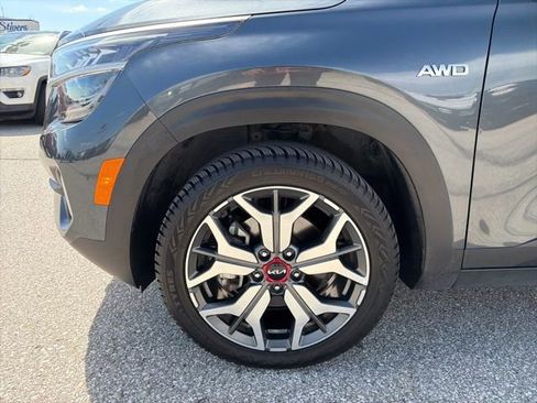 Used 2022 Kia Seltos SX AWD/4WD image 17