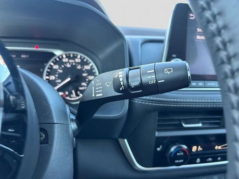 Used 2023 Nissan Rogue SV w/ SV Premium B Package image 26