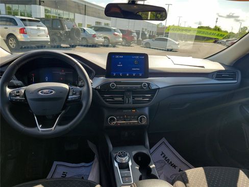 Used 2024 Ford Escape Active AWD/4WD image 10