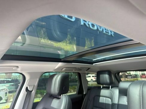 Used 2019 Land Rover Range Rover Sport HSE AWD/4WD image 10