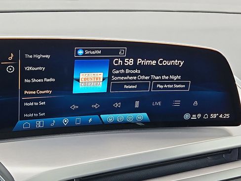 Certified 2026 Cadillac Vistiq Luxury image 16