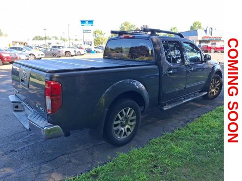 Used 2012 Nissan Frontier SL w/ Moonroof Pkg AWD/4WD image 5