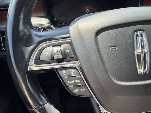 Certified 2023 Lincoln Nautilus Reserve w/ Luxury Package AWD/4WD image 29