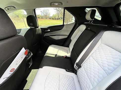 Used 2020 Chevrolet Equinox LS image 12