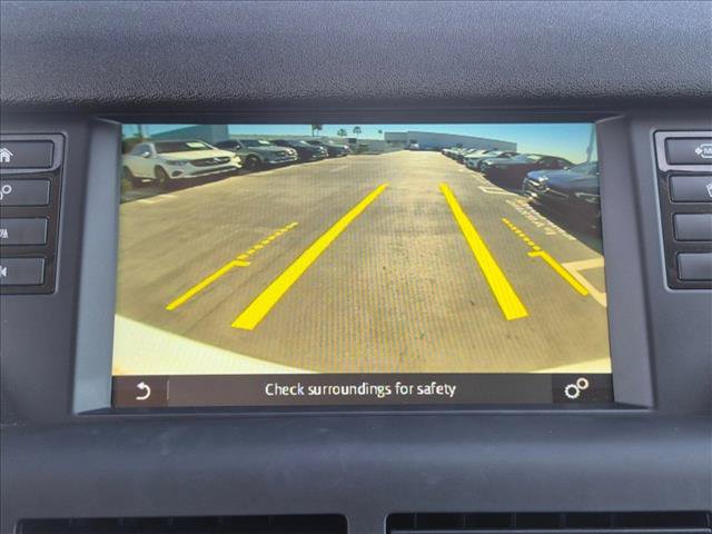 Used 2017 Land Rover Discovery Sport SE AWD/4WD image 13