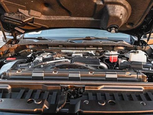 Used 2025 GMC Sierra 2500 AT4 AWD/4WD image 32