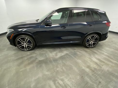 Used 2019 BMW X5 xDrive50i w/ M Sport Package AWD/4WD image 3