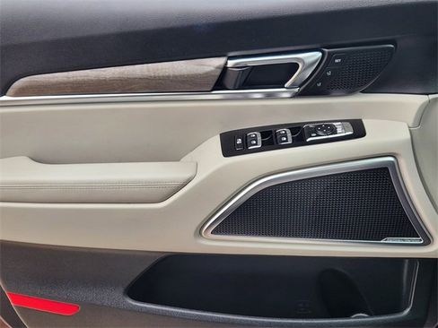 Used 2021 Kia Telluride SX image 19