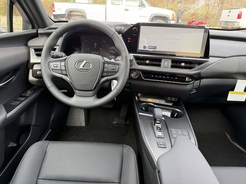New 2026 Lexus UX 300h 300h Premium image 8