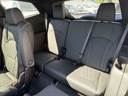 Used 2023 Buick Enclave Avenir w/ Avenir Technology Package FWD image 43