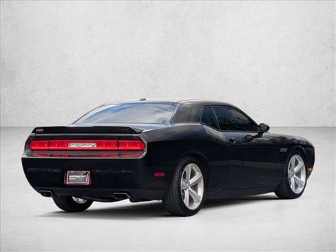 Used 2014 Dodge Challenger SRT8 Core w/ Electronics Convenience Group image 5