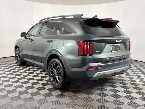 Used 2022 Kia Sorento SX Prestige w/ Rust Color Package AWD/4WD image 3