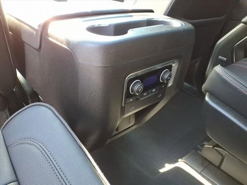 Certified 2022 Chevrolet Suburban RST w/ Sport Performance Package image 34