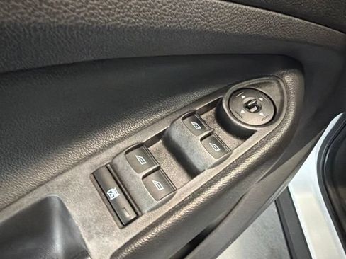 Used 2014 Ford Escape SE w/ Equipment Group 201A AWD/4WD image 11