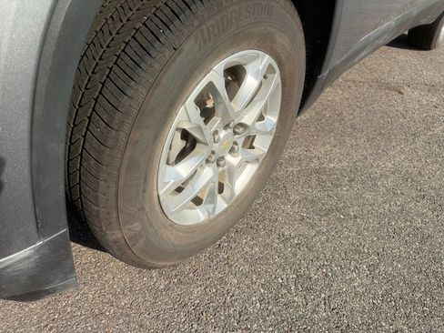 Used 2019 Chevrolet Traverse LT FWD image 10