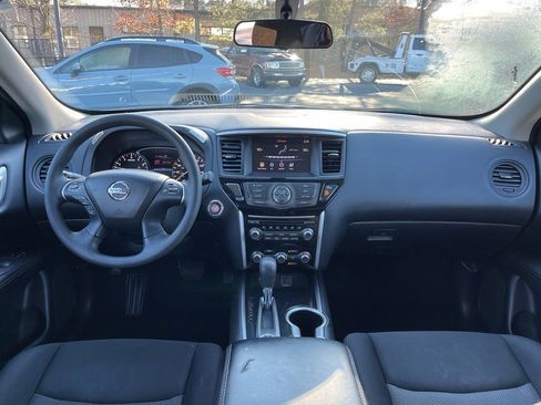 Used 2020 Nissan Pathfinder S AWD/4WD image 8