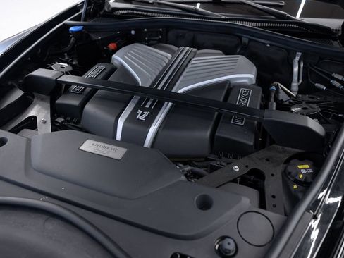 Used 2023 Rolls-Royce Phantom Sedan RWD image 69