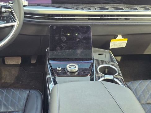 Used 2025 Cadillac Escalade IQ Sport 1 AWD/4WD image 19