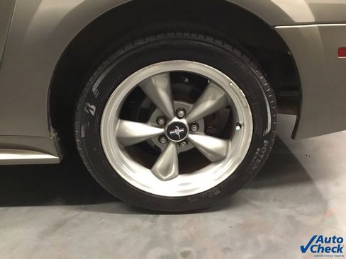 Used 2001 Ford Mustang GT image 28