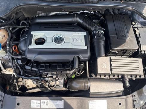 Used 2012 Volkswagen GTI 2-Door FWD image 28