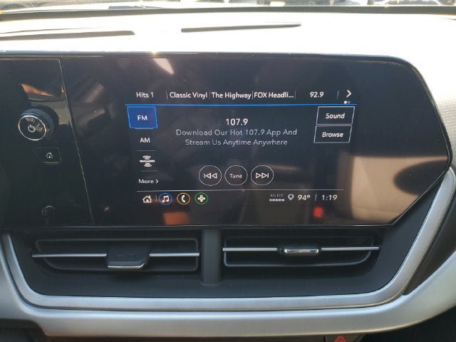 Used 2025 Chevrolet Trax RS w/ Driver Confidence Package FWD image 34