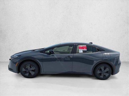 New 2026 Toyota Prius LE FWD image 5