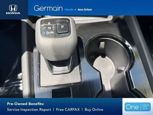 Used 2024 Nissan Rogue S FWD image 28