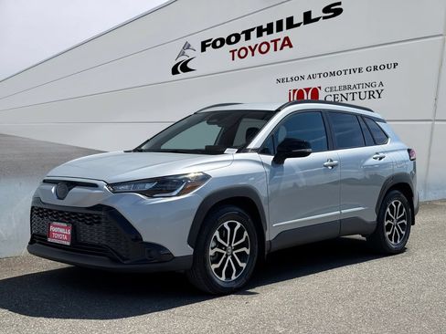 Used 2025 Toyota Corolla Cross AWD Hybrid image 3
