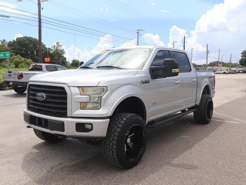 Used 2015 Ford F150 XLT w/ Equipment Group 301A Mid AWD/4WD image 5