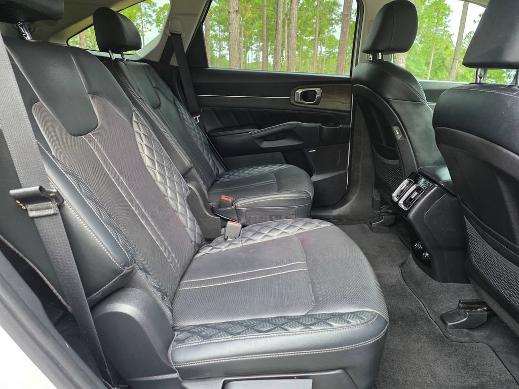 Used 2022 Kia Sorento SX Prestige AWD/4WD image 21