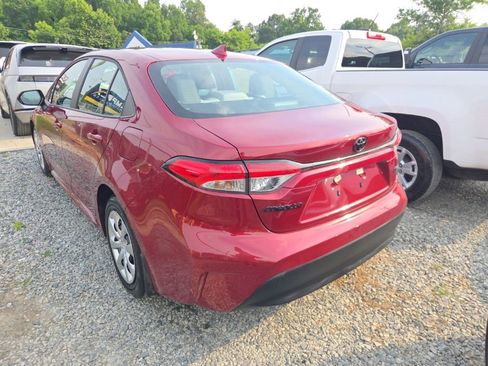 Used 2026 Toyota Corolla LE FWD image 4