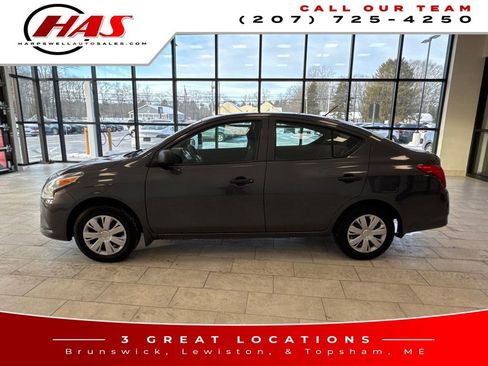 Used 2015 Nissan Versa S image 2