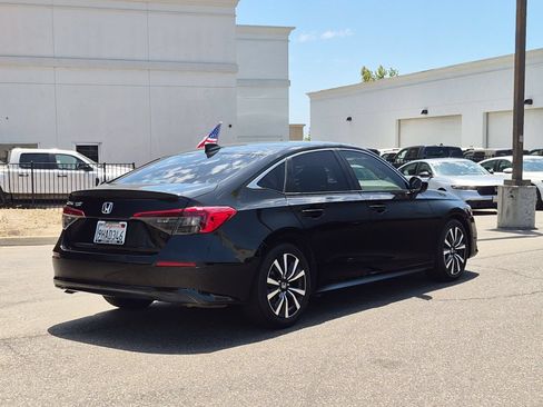 Used 2023 Honda Civic EX image 5