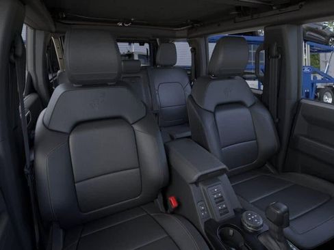 New 2026 Ford Bronco Badlands image 10