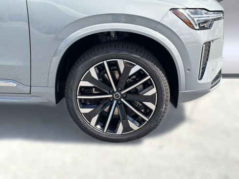 New 2026 Volvo XC90 B6 Ultra w/ Protection Package AWD/4WD image 11